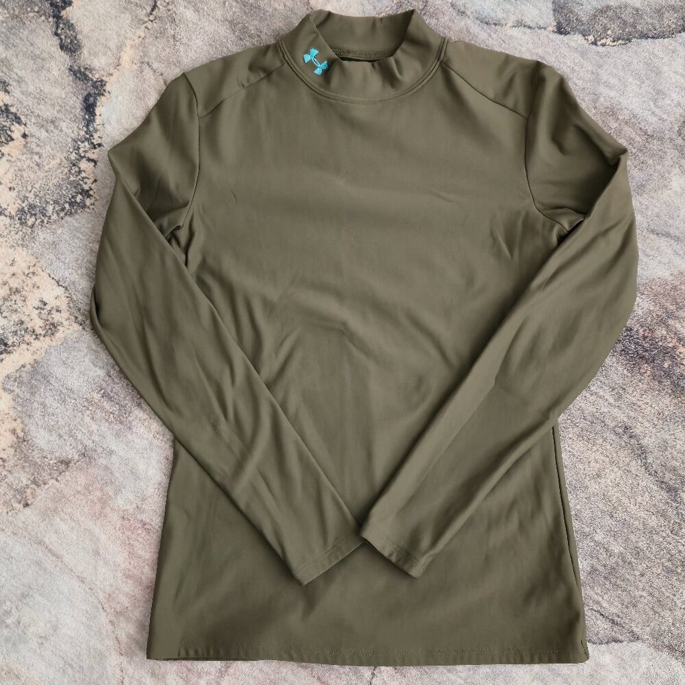 Under Armour Women's ColdGear Authentic Mock Neck Size Medium EUC